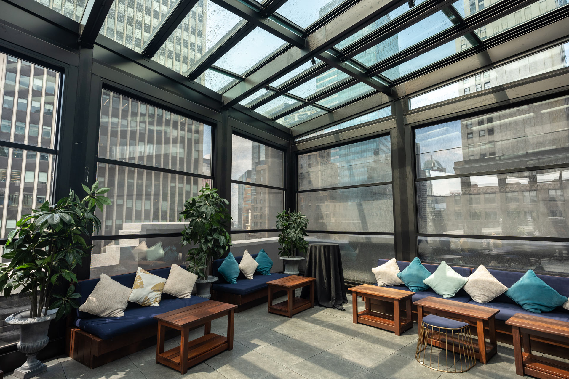 Sunroom | Glass Sunrooms | Custom Made Sunrooms | Pergola Roof