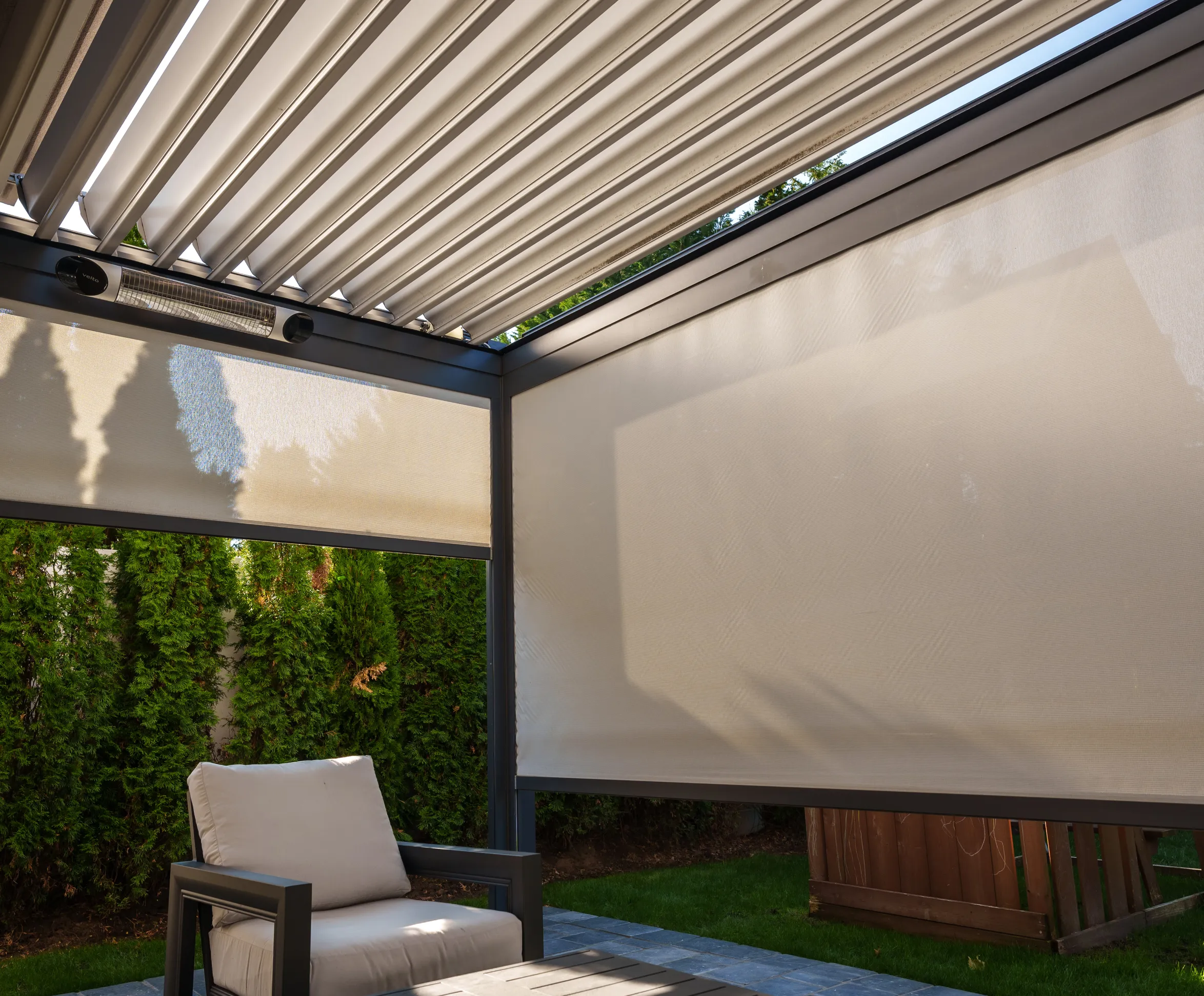 Featured image: A louvered pergola, designed to provide a refined outdoor space with adjustable shade and ventilation options - Read full post: Why Louvered Pergolas Are Ideal for Outdoor Entertaining?