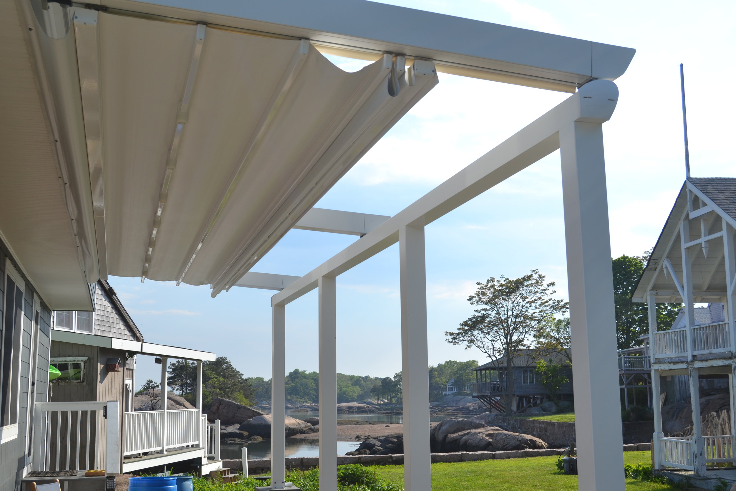 Retractable Pergola Awning