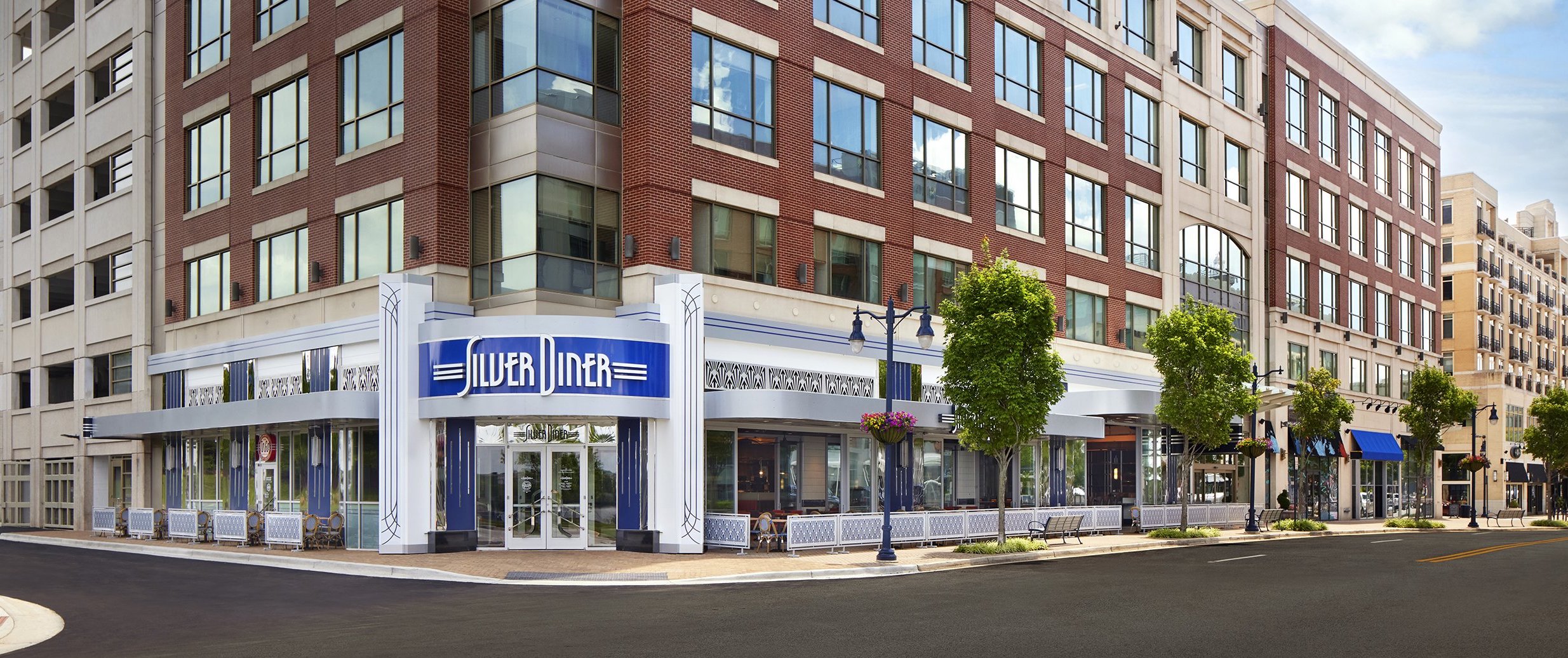 Silver+DIner+National+Harbor+Exterior-1